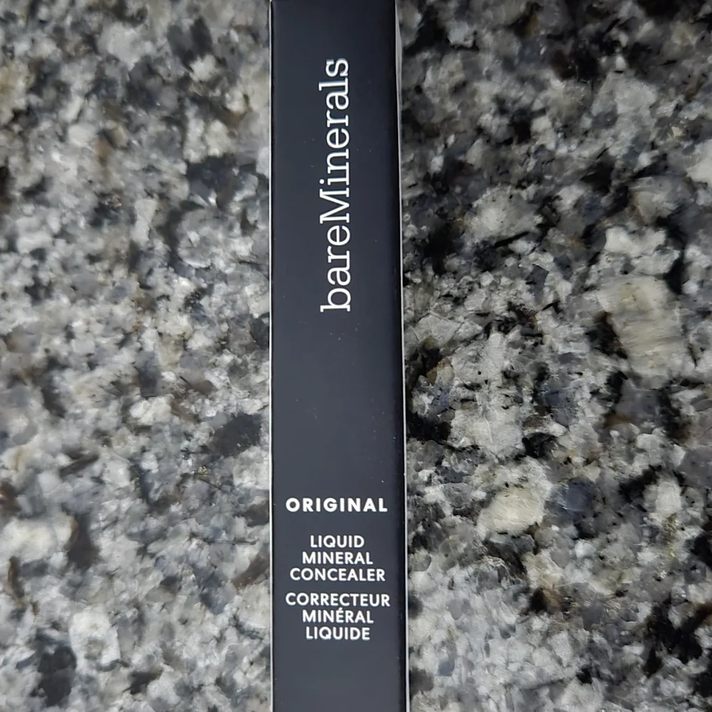 NEW bareMinerals Original Liquid Mineral Concealer | Shade Light/Med 2.5W